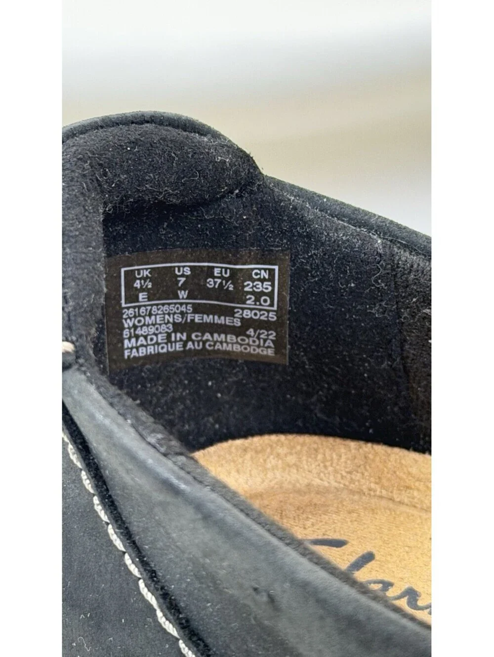 Clarks Carleigh Leather Loafers Women’s Size 7M Black Nubuck Contrast Stitching